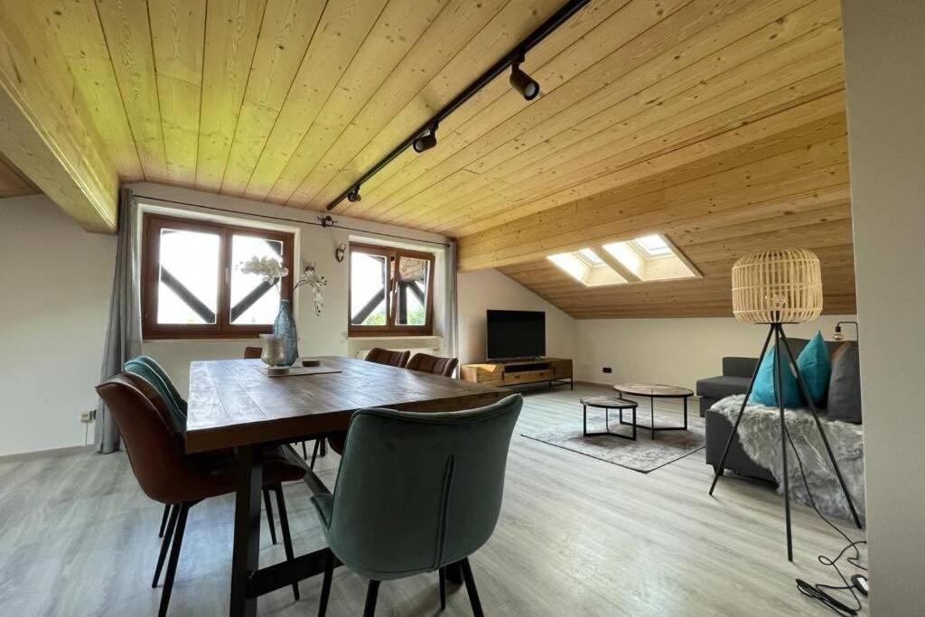 Apartment Gemuetliche Im Dg Am Tegernsee - Bergblick, Ruhe & Ganz Viel Platz *